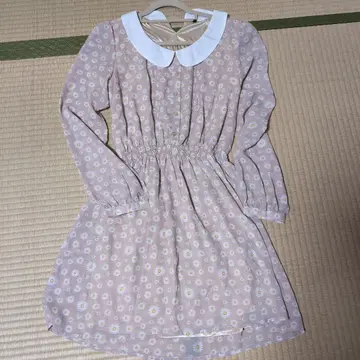 마가렛 패턴 긴팔 원피스 옅은 핑크