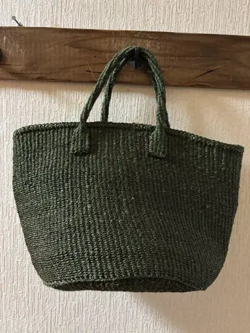 올리브 그린 사이잘 바스켓백