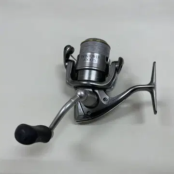 [거의 미사용] SHIMANO TWIN POWER 2000S 스피닝 릴