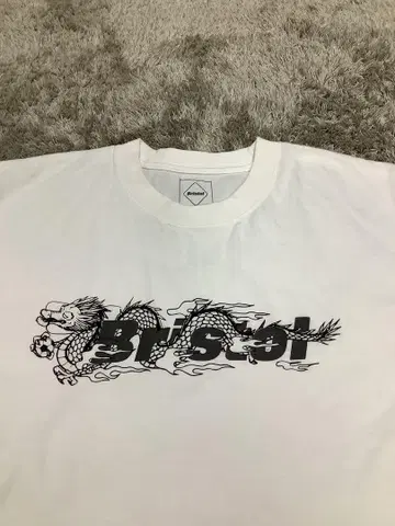 에프씨 리얼 브리스톨 T셔츠