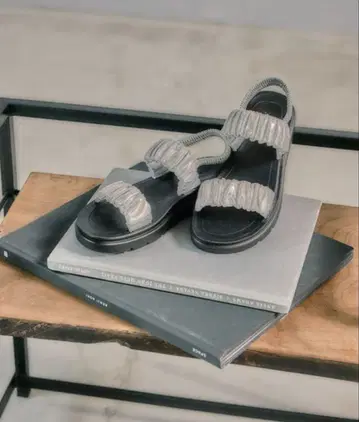 렙심 새틴 개더 샌들 L 실버