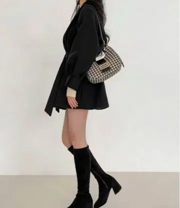 블랙 체크 무늬 숄더백
