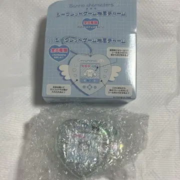 산리오 시크릿 게임기 참 쿠로미