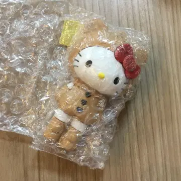 헬로키티 전시회 시크릿 마스코트 참 곰 수트