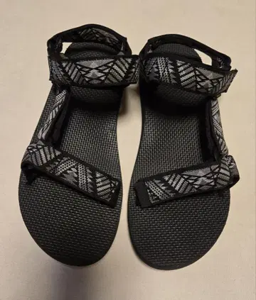 Teva 허리케인 블랙 26cm