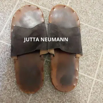 JUTTA NEUMANN 유타 뉴만 네이비