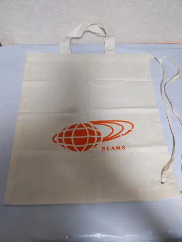 새상품 빔즈 에코백 크림색