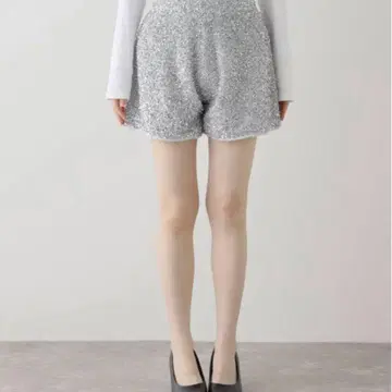 U by SPICK&SPAN 필름 라메 반짝이 숏 팬츠