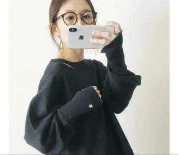 컨버스 MAYUMI 블랙 맨투맨