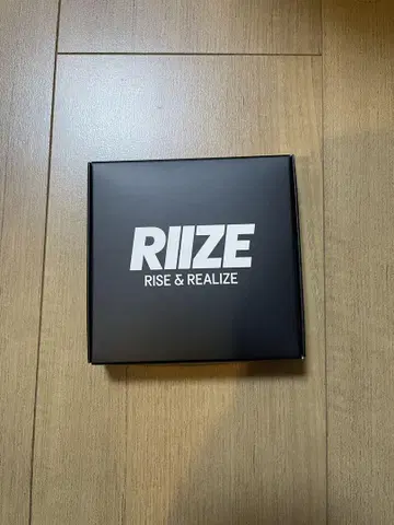 RIIZE 성찬 라이트링 블랙 응원봉링 공식 회장 한정