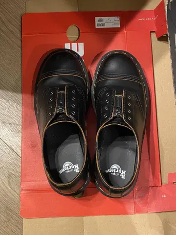 Dr. Martens 블랙 워크 부츠 지퍼