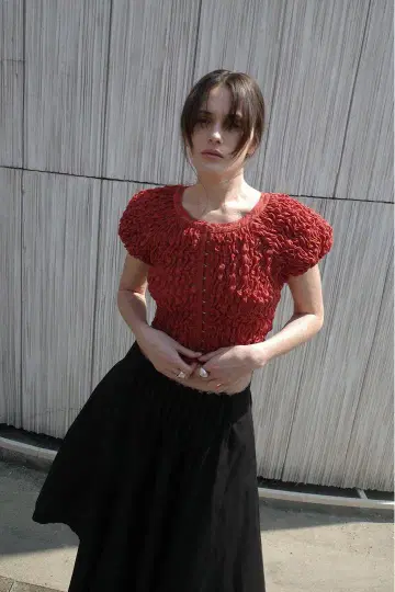 CLANE SHIRRING PUFF TOPS