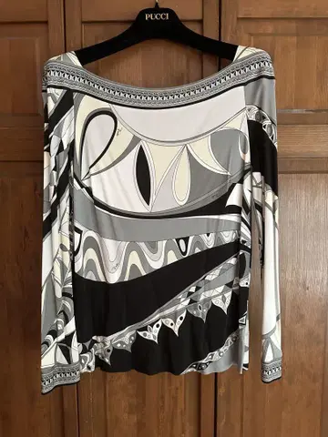 EMILIO PUCCI 기하학 패턴 상의