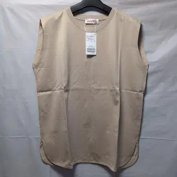 Spick and Span 베이지 슬리브리스 티셔츠 미사용 새상품