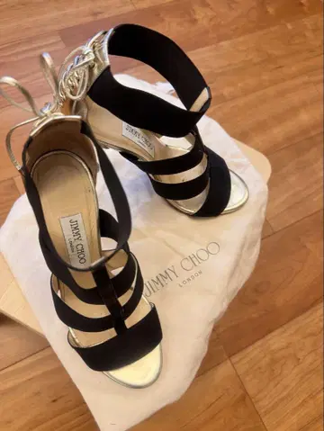 JIMMY CHOO 스트랩 샌들 블랙/실버