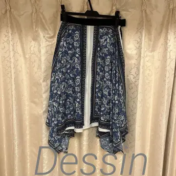Dessin 꽃무늬 플레어 스커트