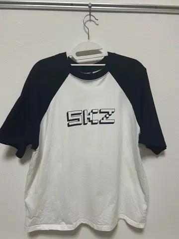 사쿠라자카46 SKZ 래글런 빅 T셔츠 M 사이즈