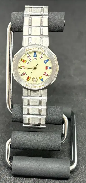 135 CORUM 39.610.20 V-50 506323 쿼츠 "작동"