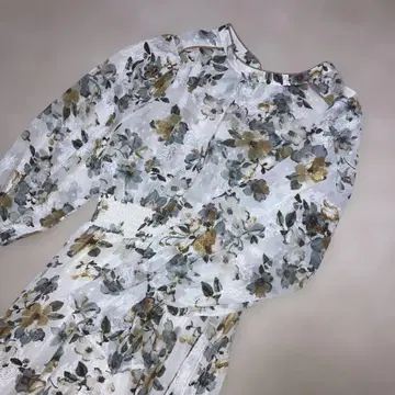 natural couture 플라워 자카드 쁘띠 하이 파이핑 원피스