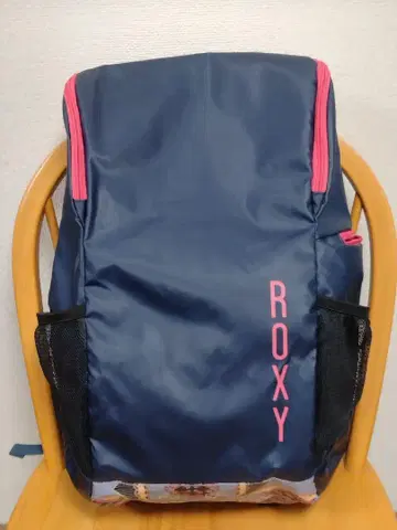 ROXY 네이비 백팩 사이드 포켓 포함