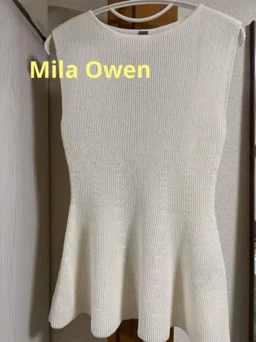 Mila Owen 슬리브리스 니트 0 (화이트)
