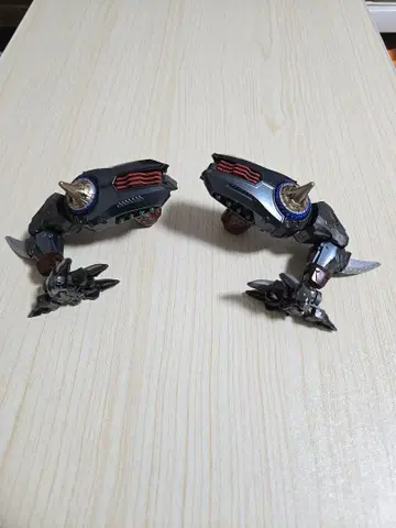 다이아클론 와르다루아즈 주전자 앞다리 부분