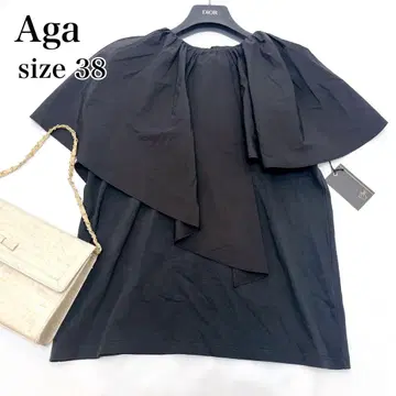 새상품 택 Aga 비대칭 프릴 칼라 티셔츠 블랙 야마다야 아가