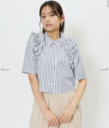 비쥬 장식 스트라이프 프릴 셔츠