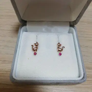 k10 귀걸이 고양이 루비 미사용 새상품