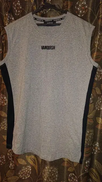 [ VANQUSH FITNESS ] 뱅퀴시 뱅퀴시 슬리브리스