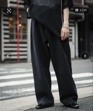 커브 데님 블랙