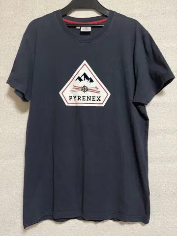 PYRENEX 네이비 티셔츠 M 사이즈