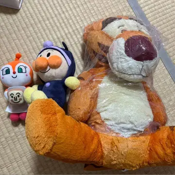 티거 호빵맨 짤랑이 봉제 인형 세트