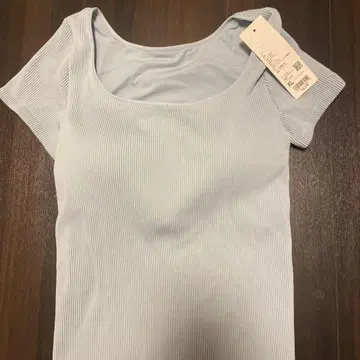 택 포함 새상품 UNIQLO 리브 스퀘어넥 브라 T셔츠 XL 블루
