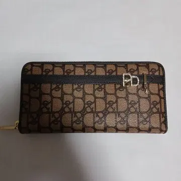 PinkyDiane 모노그램 장지갑 중고품