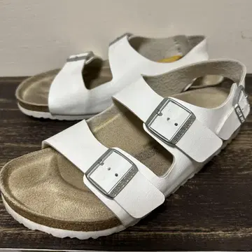 BIRKENSTOCK 버켄스탁 밀라노