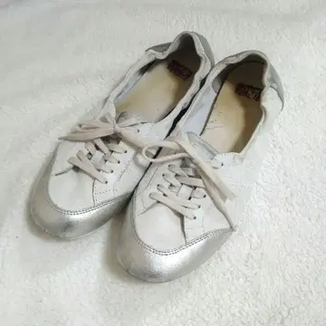 오니츠카타이거 룻테히이나 레어 슬립온 25cm 실버