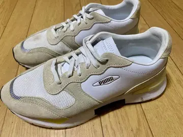 PUMA 스니커즈 화이트/베이지