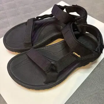 Teva 샌들 허리케인
