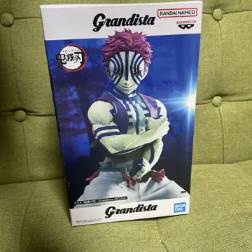 Grandista 귀멸의 칼날 피규어 아카자