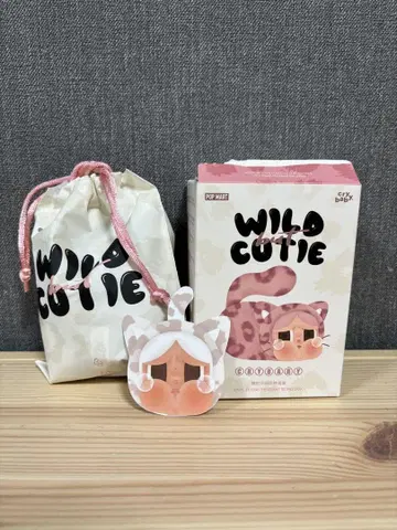 POPMART crybaby wild but cutie vanilla