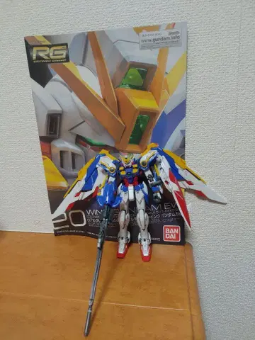 1/144 RG XXXG-01W 윙 건담 EW 완성품 동시 300엔 할인