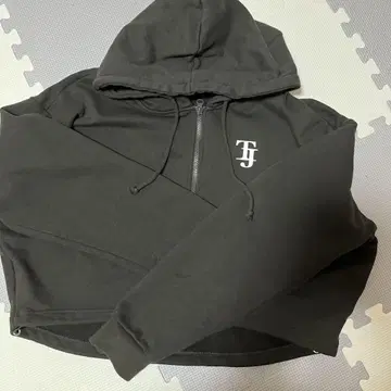 트라자 TravisJapan 2025 VIIsual 후드티