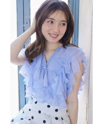 택 포함 새상품*펄 버튼 러플 프릴 블라우스
