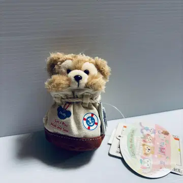 디즈니씨 봄 숨바꼭질 더피 인형 배지