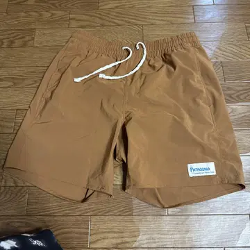 Patagonia 브라운 숏 팬츠 XS