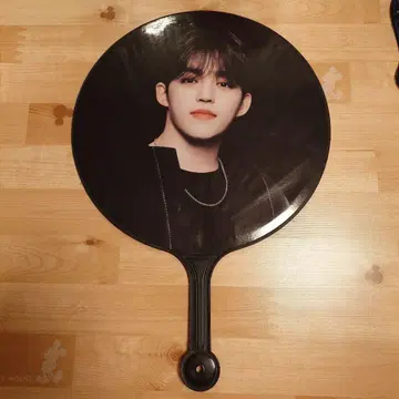 SEVENTEEN 세븐틴 에스쿱스 부채