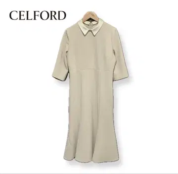 CELFORD 카라 부착 베이지 원피스
