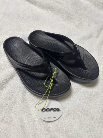 OOFOS OOmega 리커버리 샌들 통굽 23cm