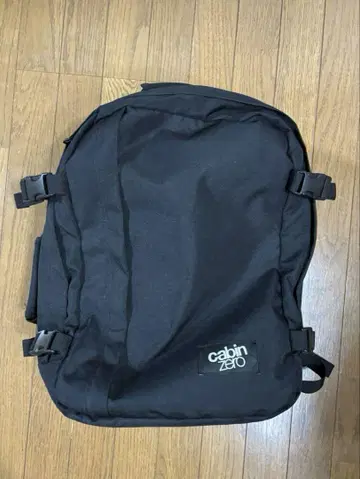 cabinzero 블랙 럭색/백팩 36L